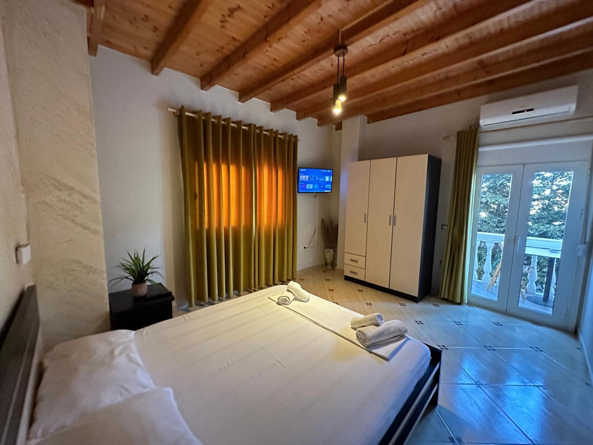 Arial Penthouse Suites Vlorë Rum bild
